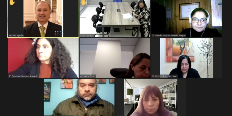 Mesa COVID acuerda no innovar sobre protocolo COVID respecto polifuncionalidad y grupos de riesgo