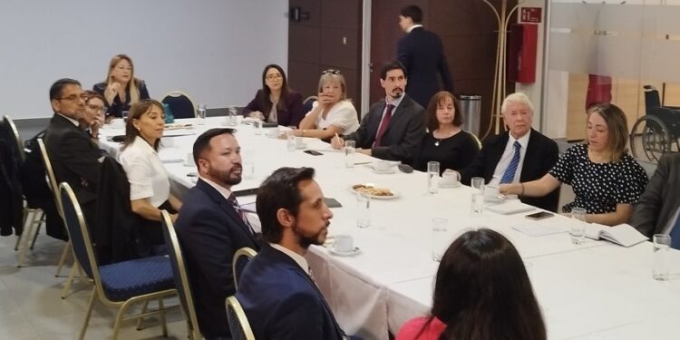 Reunión del Comité Nacional de Riesgos Psicolaborales aborda mejoras en procedimientos y políticas laborales