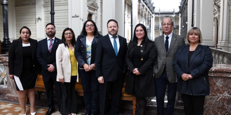 En visita protocolar Anejud plantea al Presidente de la Corte Suprema la necesidad de Mejoras Laborales
