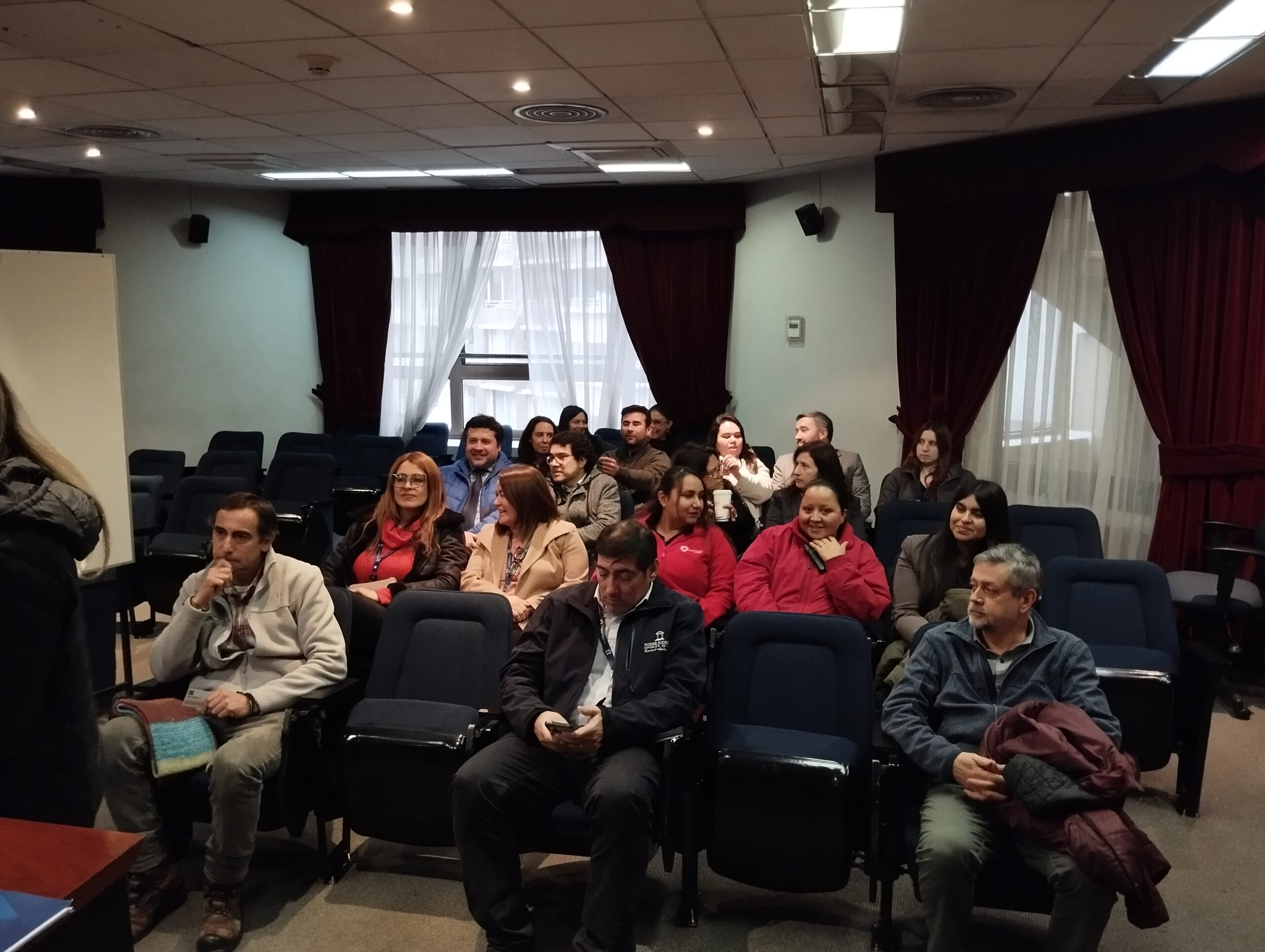 Exitosa Jornada de Vacunación contra la Influenza y el COVID-19 Organizada por el Directorio de ANEJUD Santiago