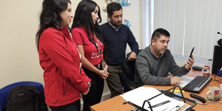Anejud impulsa levantamiento ergonómico para mejorar condiciones laborales de notificadores en Valdivia