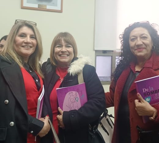Participación de Anejud Santiago en el Lanzamiento del libro “De la Sombra a la Luz: La evolución laboral de las mujeres del estamento de empleados en el Poder Judicial»